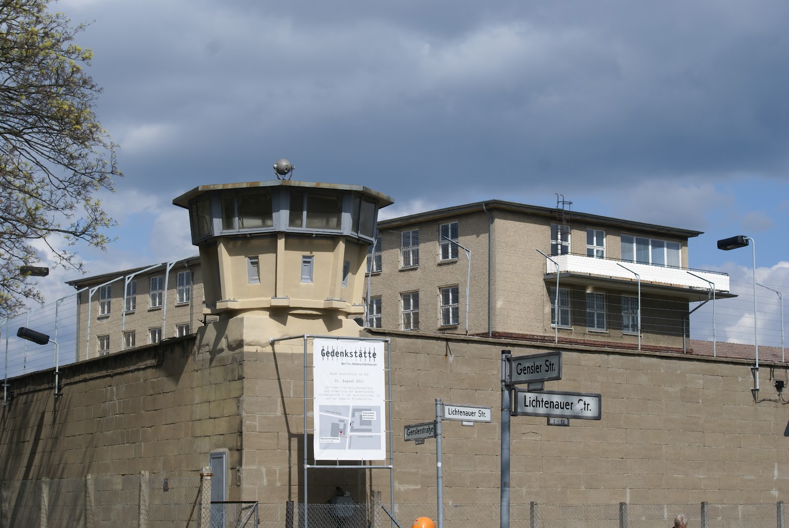 Political Prisoners In The German Democratic Republic Communist Crimes   GDR Central Prison.JPG